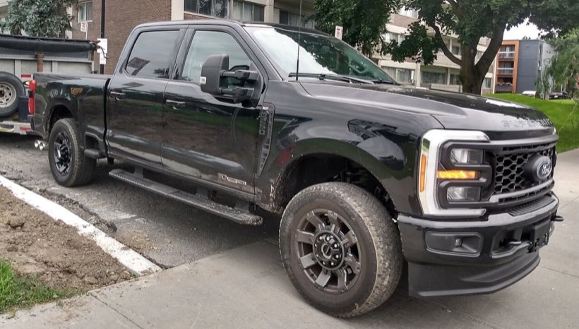 Ford F-250 Super Duty pickup truck